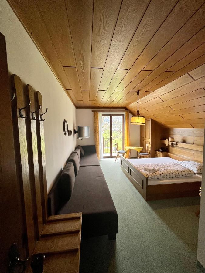 Pension Sommerauer Hallein Bagian luar foto